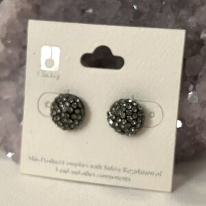 New stud earrings crystals for women and girls, diameter 12 mm